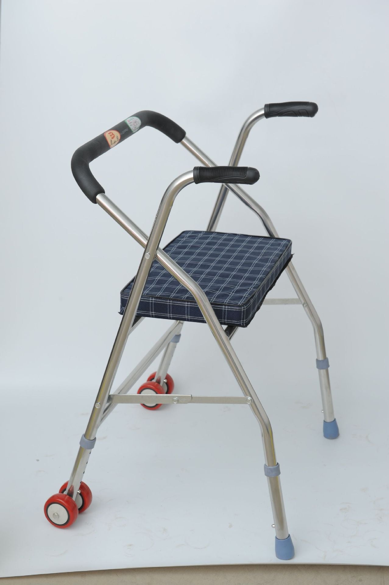 Sturdy, Foldable, Dual-wheel Mobility Aids for Disabled 